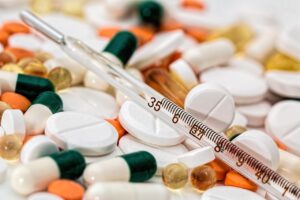 cate zile de concediu medical poate da medicul specialist